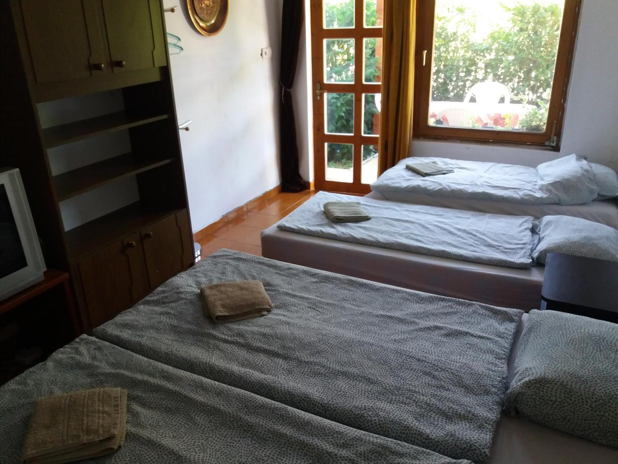 Badacsonyi Lugas Apartmanok Badacsonytomaj Buitenkant foto